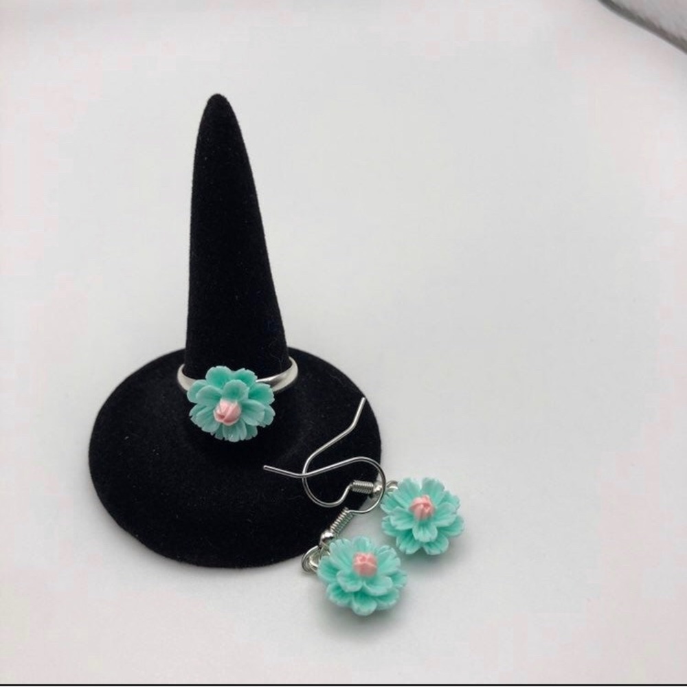 Beautiful Blue and Pink Flower Jewelry Set